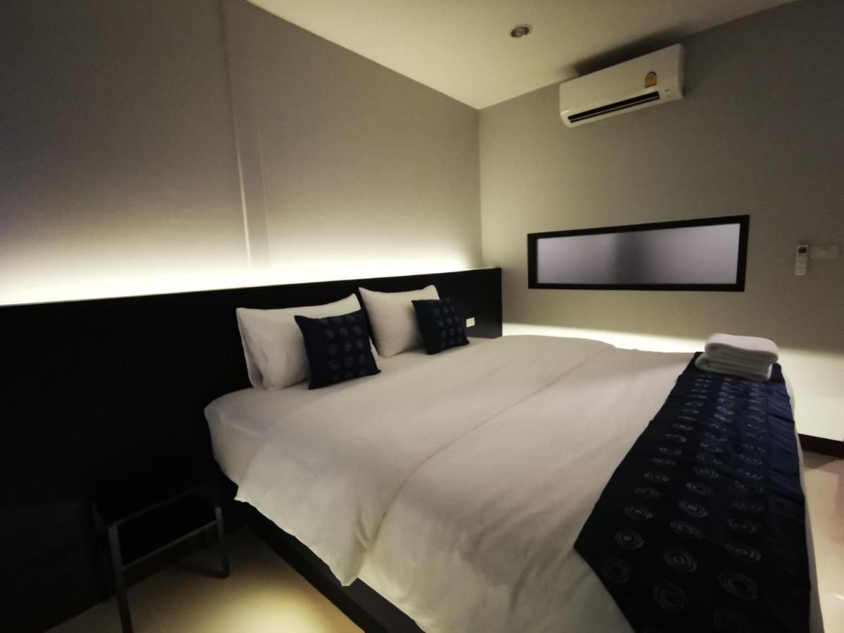 Skyline Resort Ban Khlong Lat Bua Khao Exterior foto
