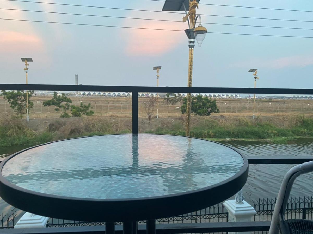 Skyline Resort Ban Khlong Lat Bua Khao Exterior foto