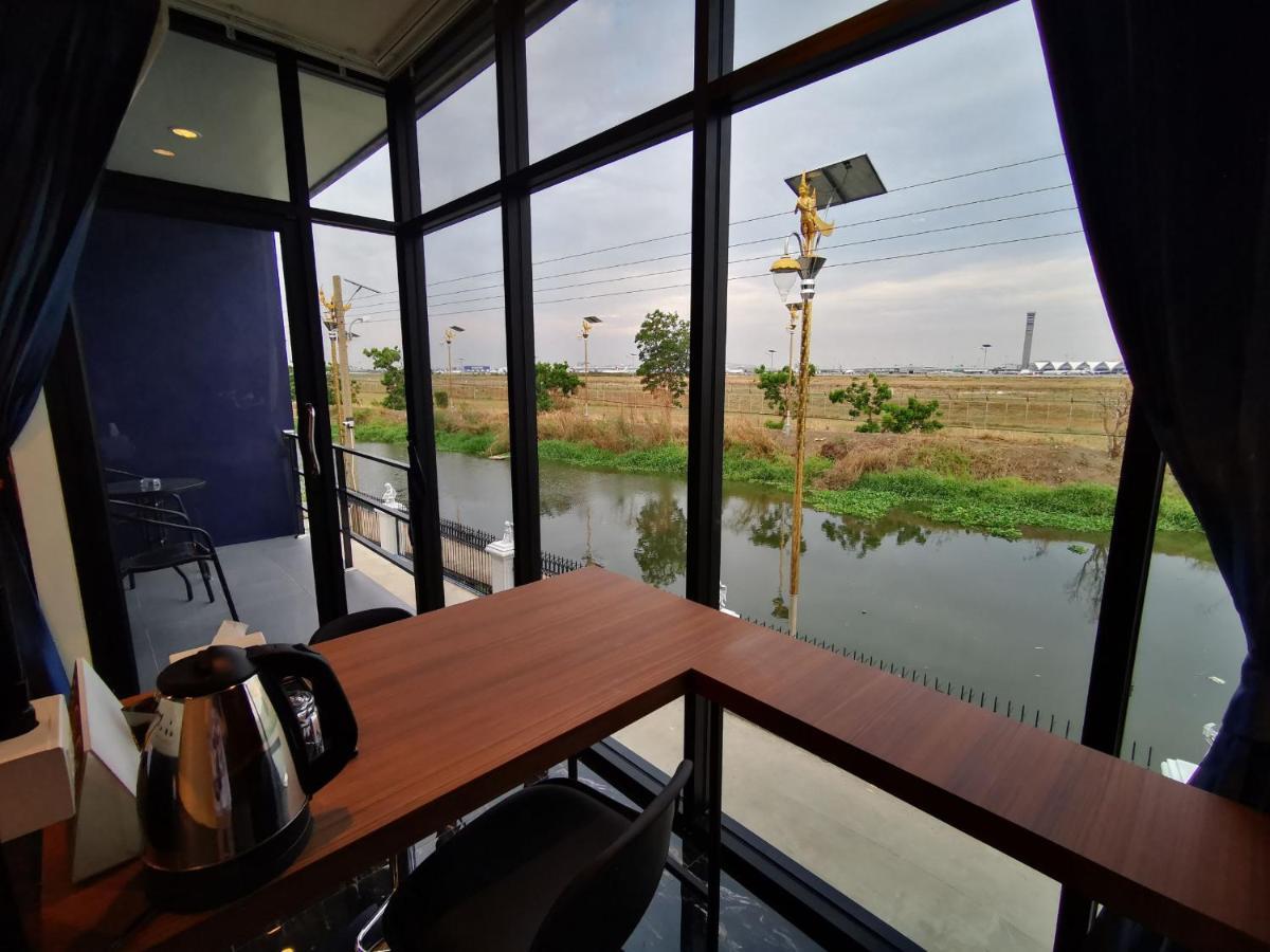 Skyline Resort Ban Khlong Lat Bua Khao Exterior foto